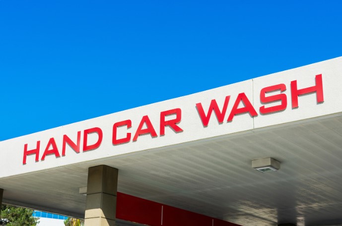 наружная реклама для мойки автомобилей