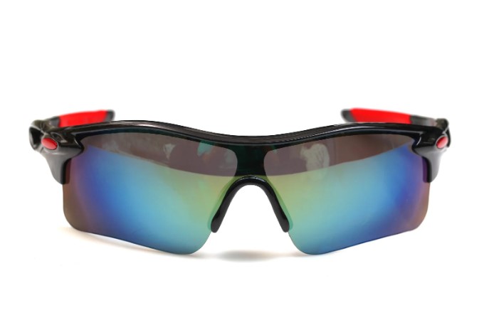 окуляри-хамелеони: переваги та недоліки